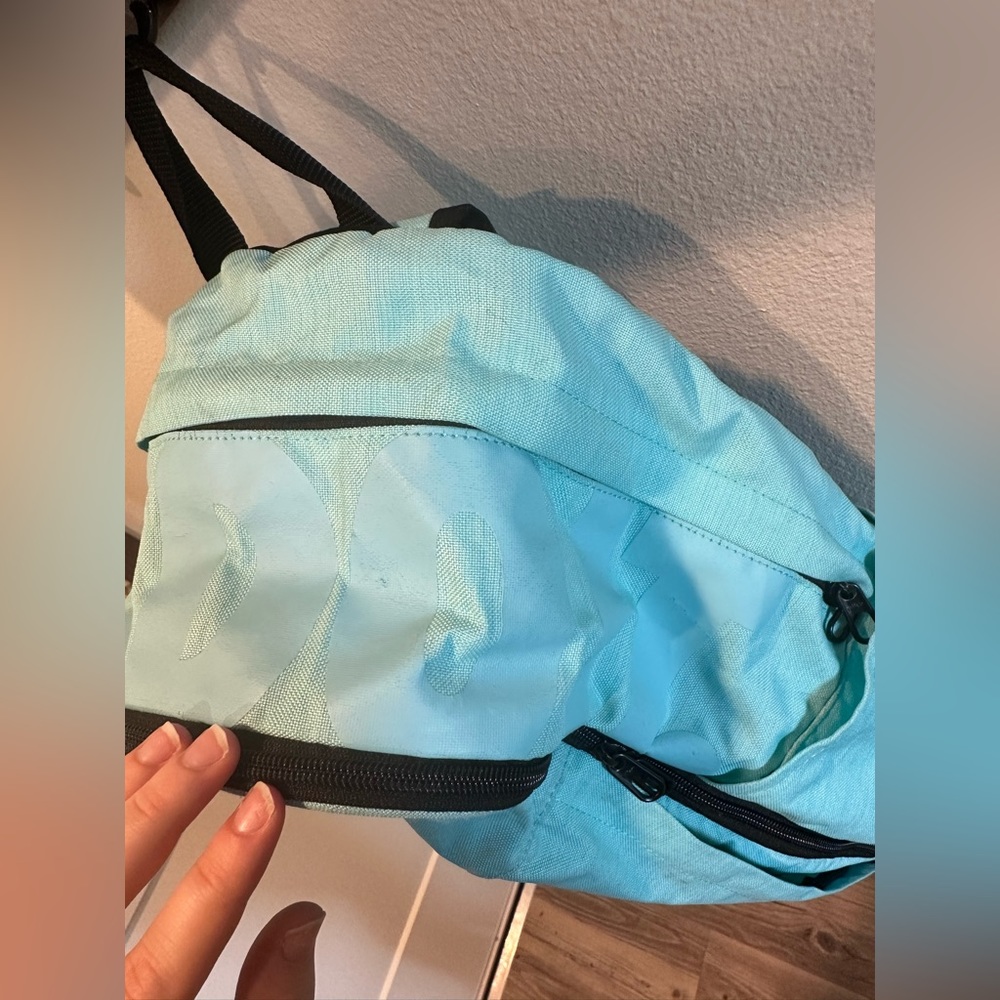 Cute Nike Backpack! - Picture 3 of 9